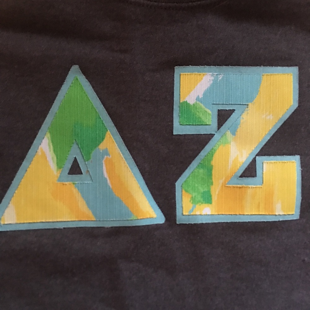 Delta Zeta Crewneck